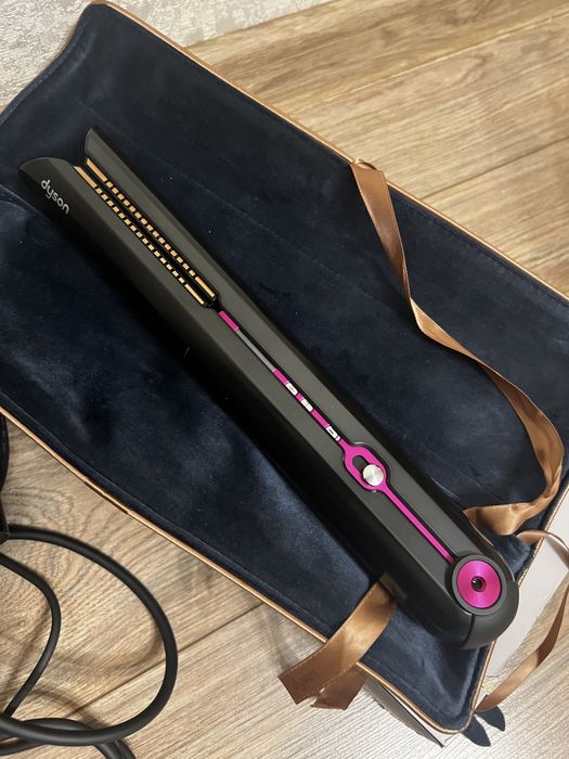 Dyson Corrale утюжек