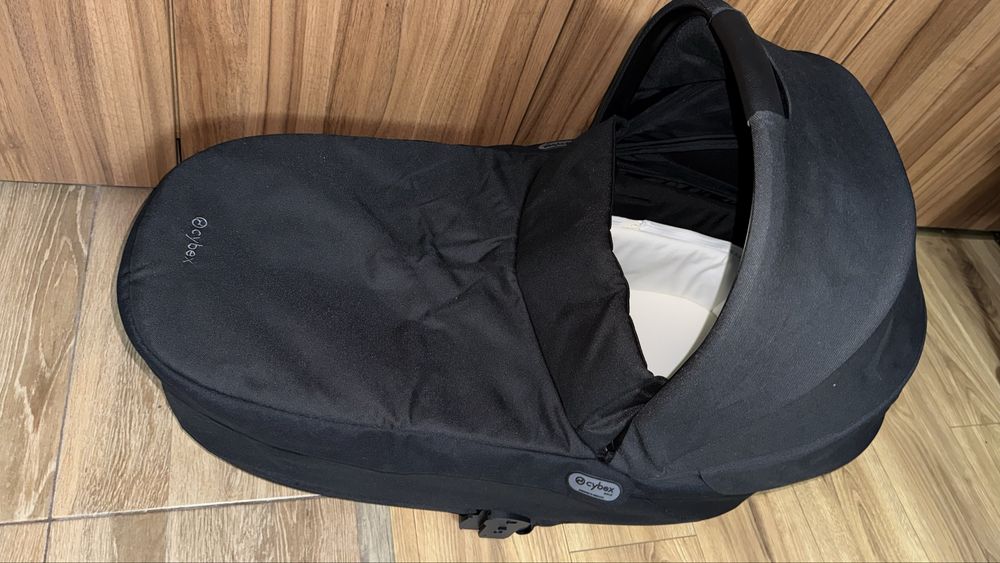 Landou Cybex Cot S Lux - Moon Black