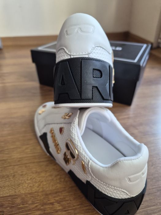 Karl Lagerfeld оригинални сникърси с пинове