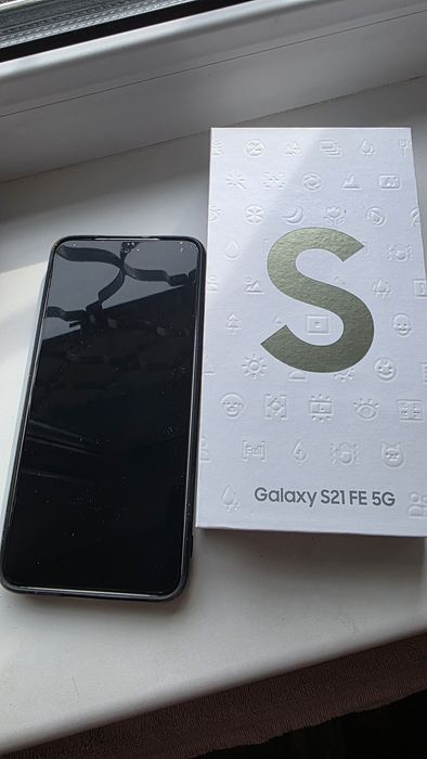 Продам телефон Samsung s21fe