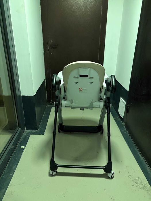 Детский стульчик для кормления