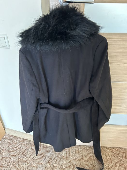 Palton cu guler blana H&M