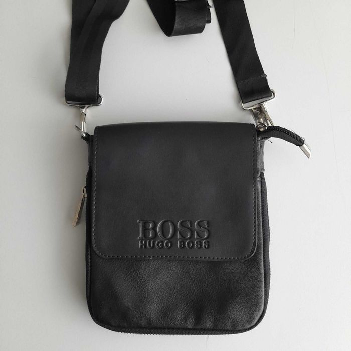 Мъжка crossbody чанта    Hugo Boss