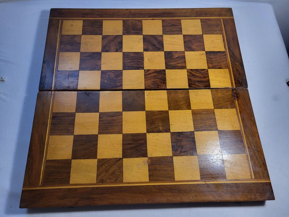 #9 Стар шах и табла