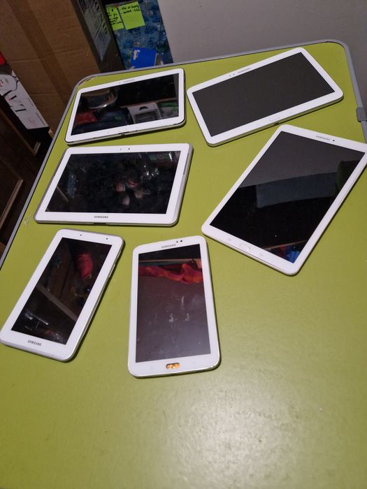 Tableta Samsung pentru piese sau colecție