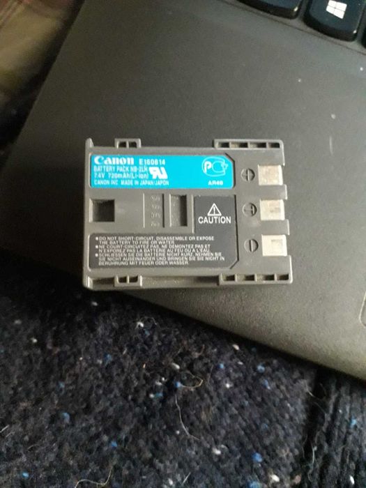 Incarcator si acumulator - baterie - Canon