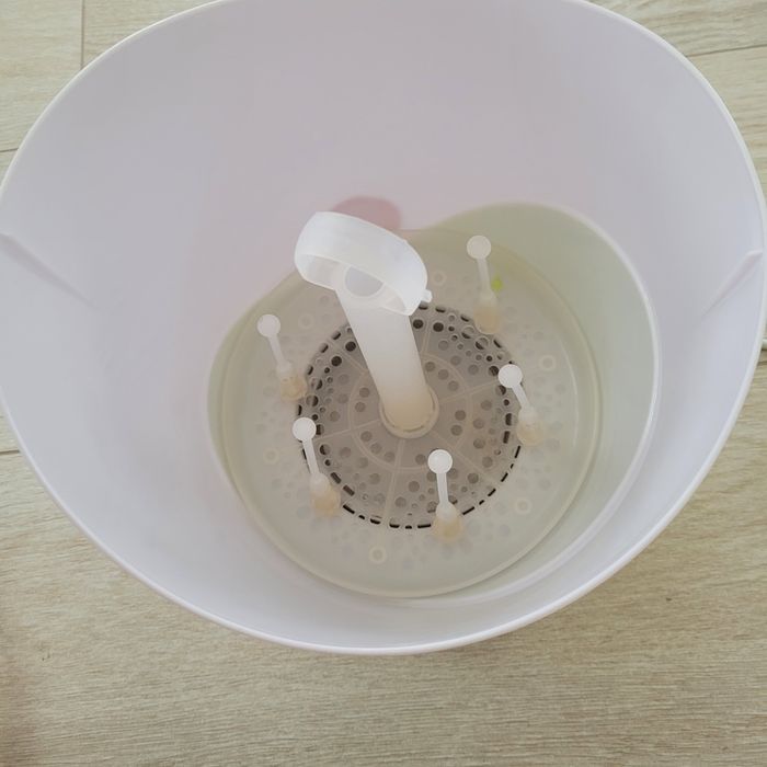 Vând sterlizator biberoane, marca Laica