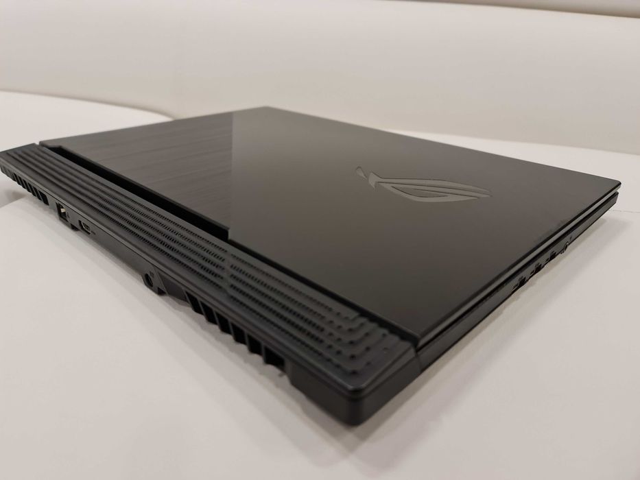 Laptop gaming Asus Rog Strix  , intel core i7, ram 16 gb , video GTX