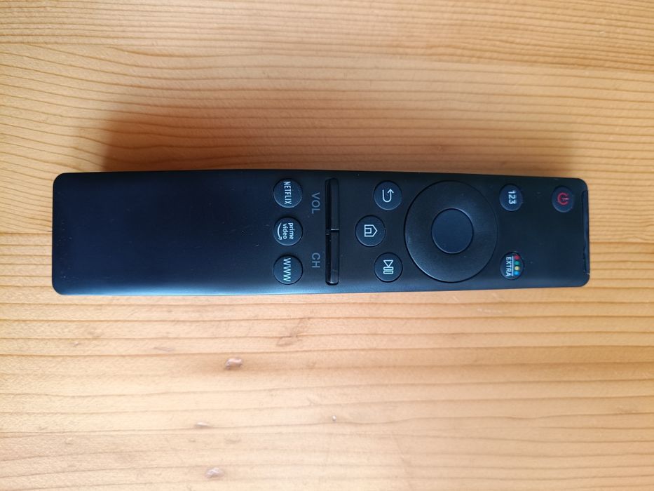 Дистанционно смарт Самсунг ! Ново!