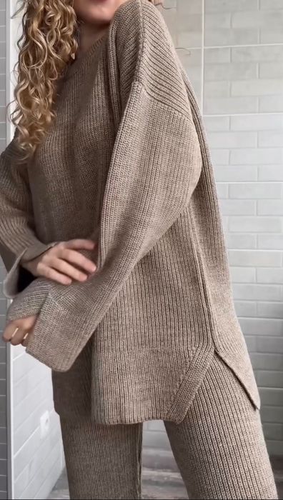 Costum tricotat (set)