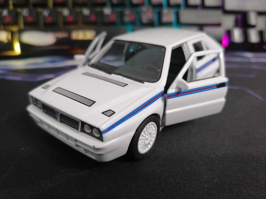 Ланчия Делта HF Мартини 5 в мащаб 1:34