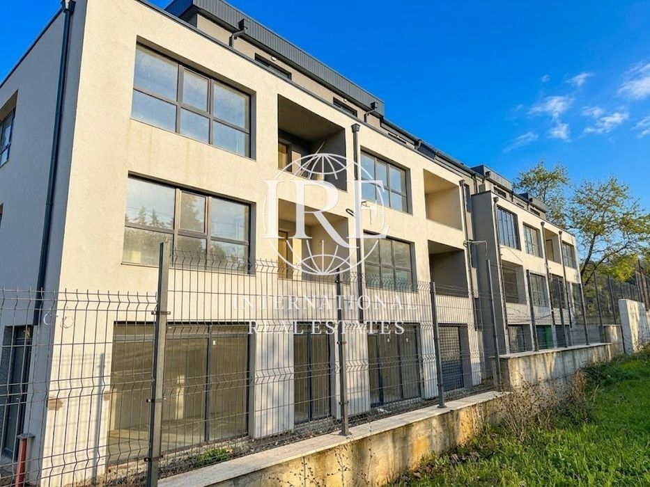 Двустаен апартамент в нова сграда с асаньор 72 кв. Владислав Варненчик