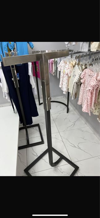 Продам оборудование для магазина