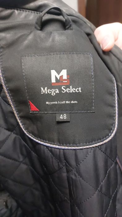 Отдам даром мужской плащ