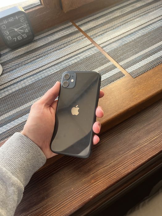 Продаю айфон 11/64гб