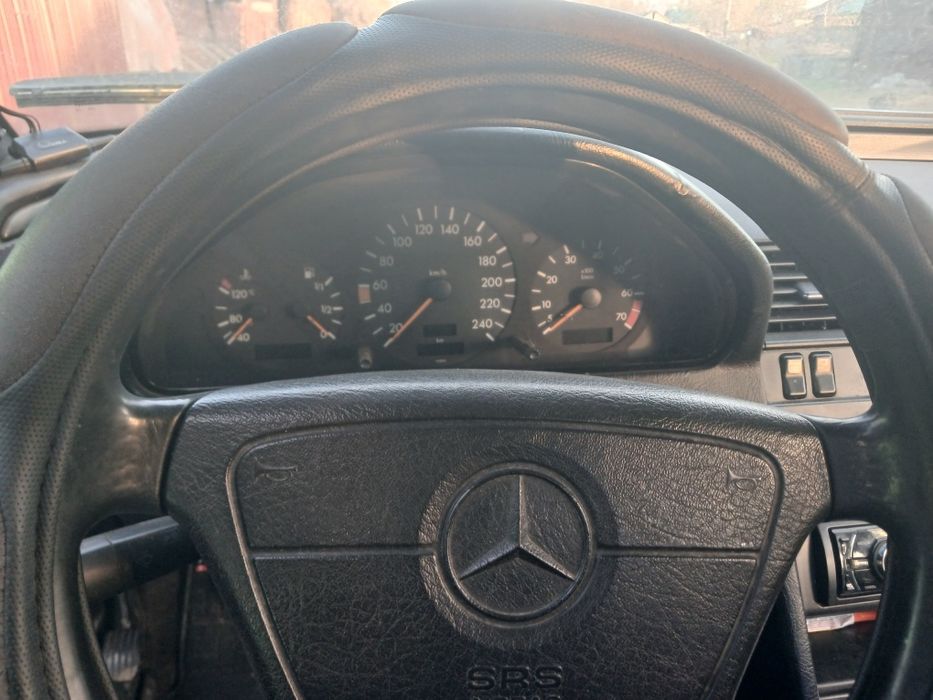 Mercedes Benz C 200