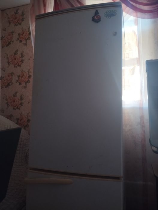 Продам телевизор и холодильник
