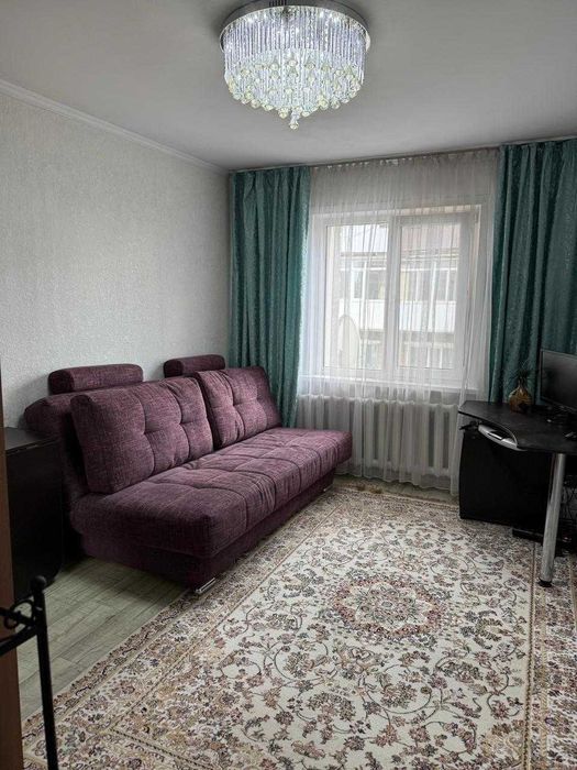 Продается 3 комн кв Канай би, 40