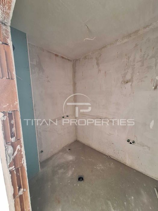 Продава се Многостаен апартамент в Пловдив, Остромила - 203 кв.м за 1005 €/кв.м - Снимка #11