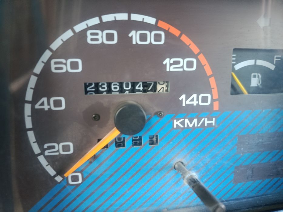 Mashina narmanli yaxshi haydalgan