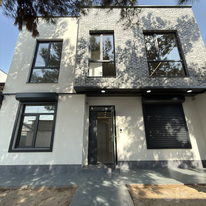 Продажа коттеджа 2,1 сотки Гречиский городок Мирзо Улугбек 300м2