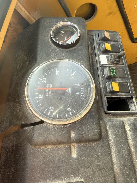 Vola Venieri 6.63 motor in 4 pistone cu turbo motor iveco 2.5