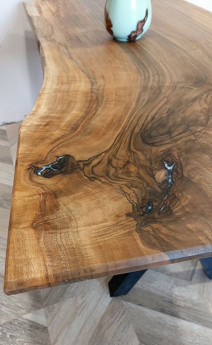 Трапезна маса от ОРЕХ \ Дъб