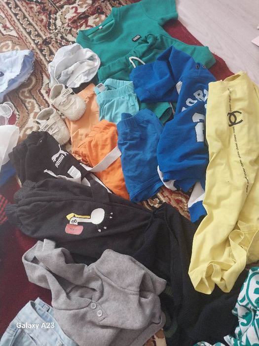 отдам детские женские вещи