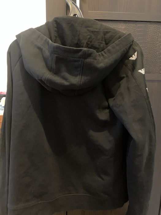 Кофта армани оригинал