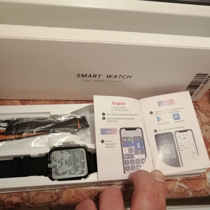 Vand brățări și ceasuri inteligente diverse modele