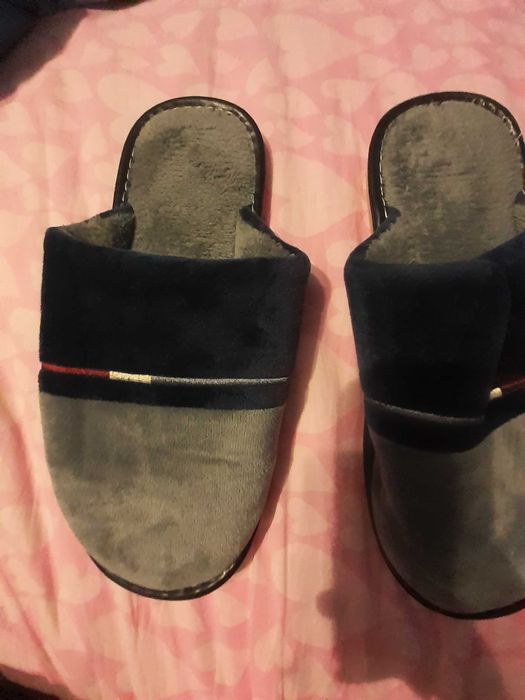 Papuci de casă barbatesti nr 42-43