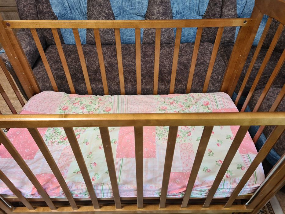 Кроватка детская