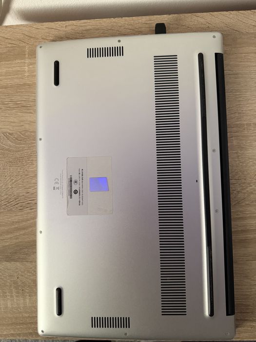 Vand Laptop Huawei Matebook D15