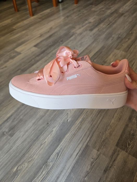 Чисто нови маратонки Puma