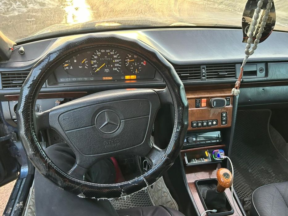 Мерс 124 объем 2.0