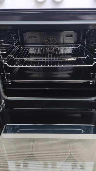 Продам газовую плиту