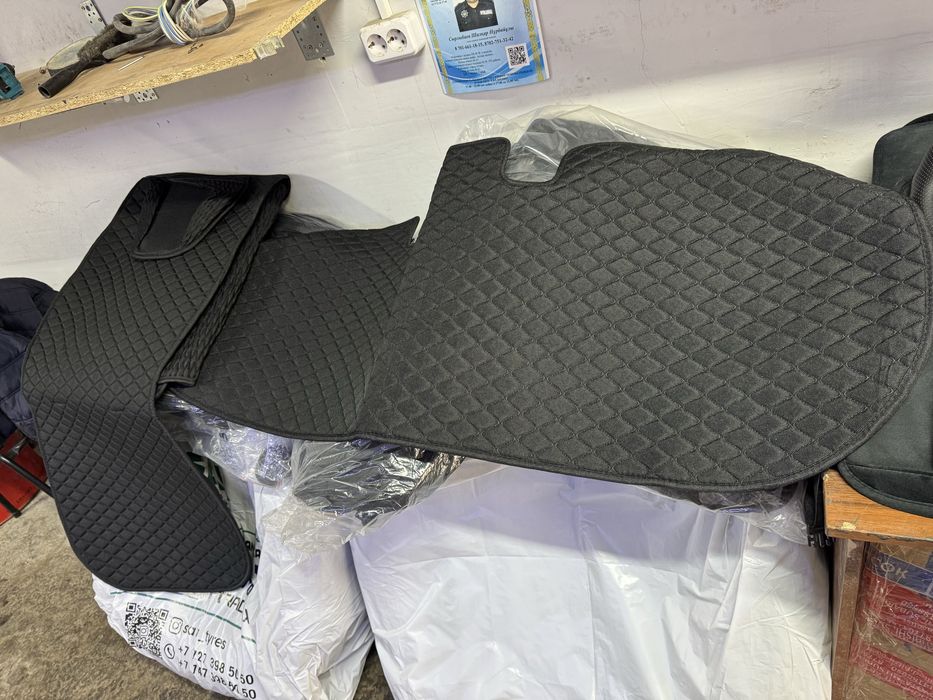 Продам чехлы новые