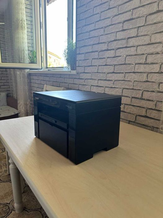 Принтер Canon i-SENSYS MF3010
МФУ: печать, копирование, сканирование.
