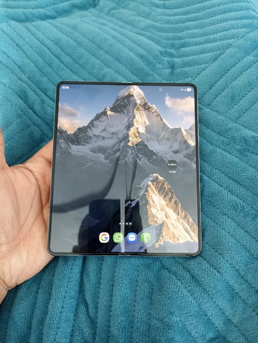 Samsung galaxy z fold 5