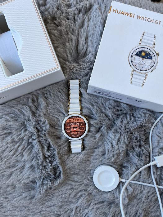 Huawei Watch GT 5 Pro Ceramic смарт часовник