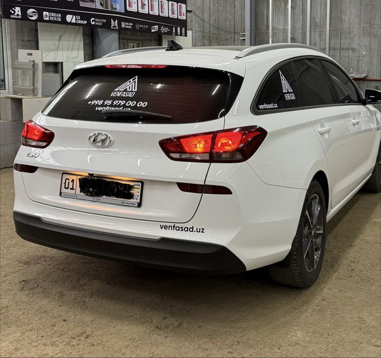 Продается Hyundai i30 PREMIUM UZ 1,5