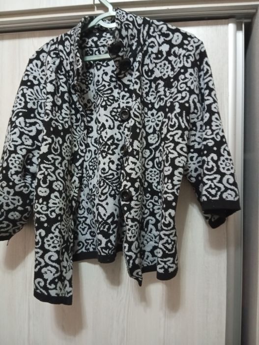 Продам жемпер женское ayollar jemperi