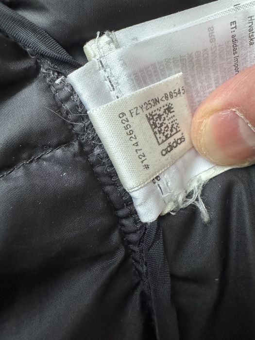 Мужской пуховик Adidas оригинал.