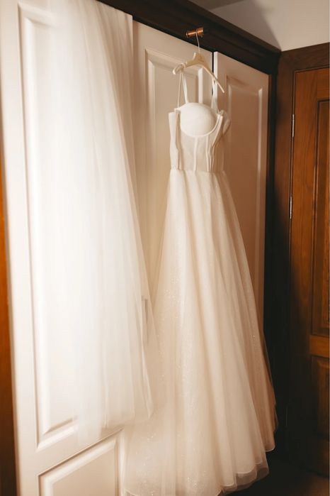 Продам счастливое свадебное платье с подарками