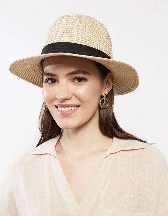 Шляпа соломенная