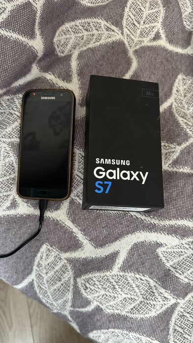 Продаю Samsung Galaxy S7