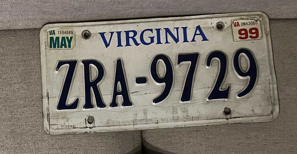 Set 2 numere originale SUA Virginia ZRA 9729 1999