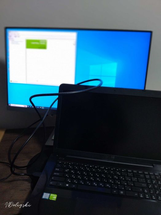 За части: Лаптоп 17.3" Asus K765U