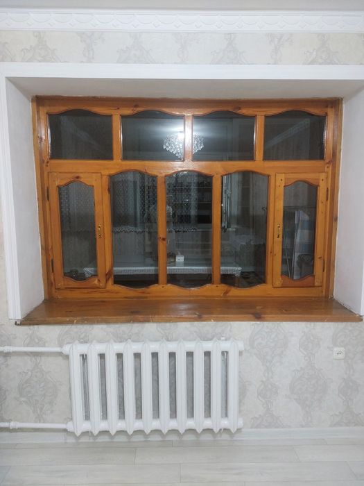 Прдаётся деревянная рама, покрыта лаком