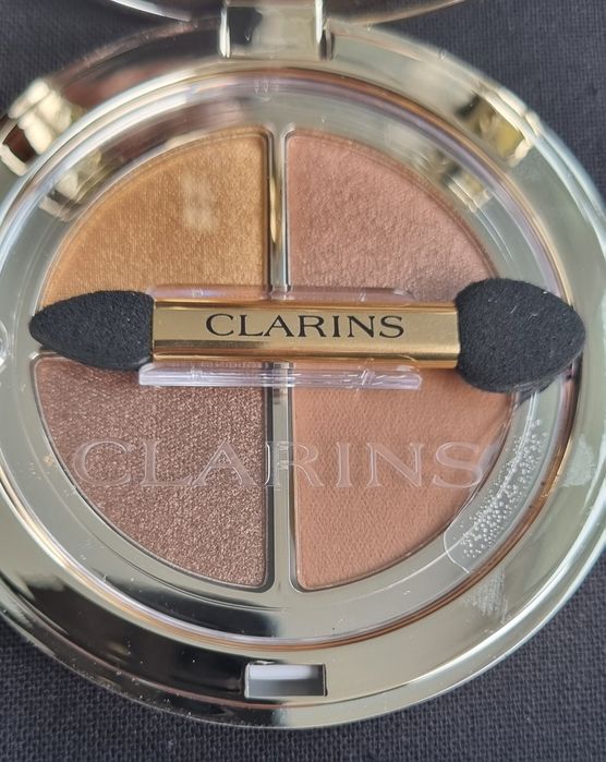 Fard 4 culori Clarins